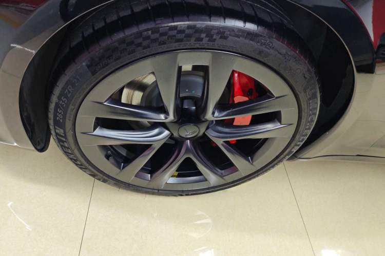 Used Tesla Model S 2023 Three-Motor All-Wheel-Drive Plaid Version Exterior 7