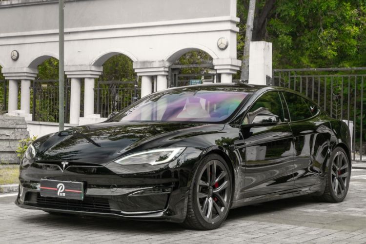 Used Tesla Model S 2023 Three-Motor All-Wheel-Drive Plaid Version Exterior 9