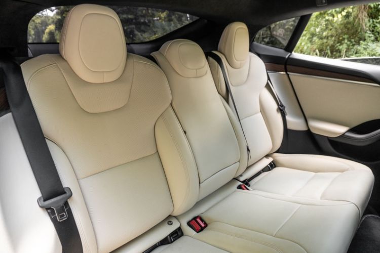 Used Tesla Model S 2023 Dual-Motor All-Wheel-Drive Version Interior 2