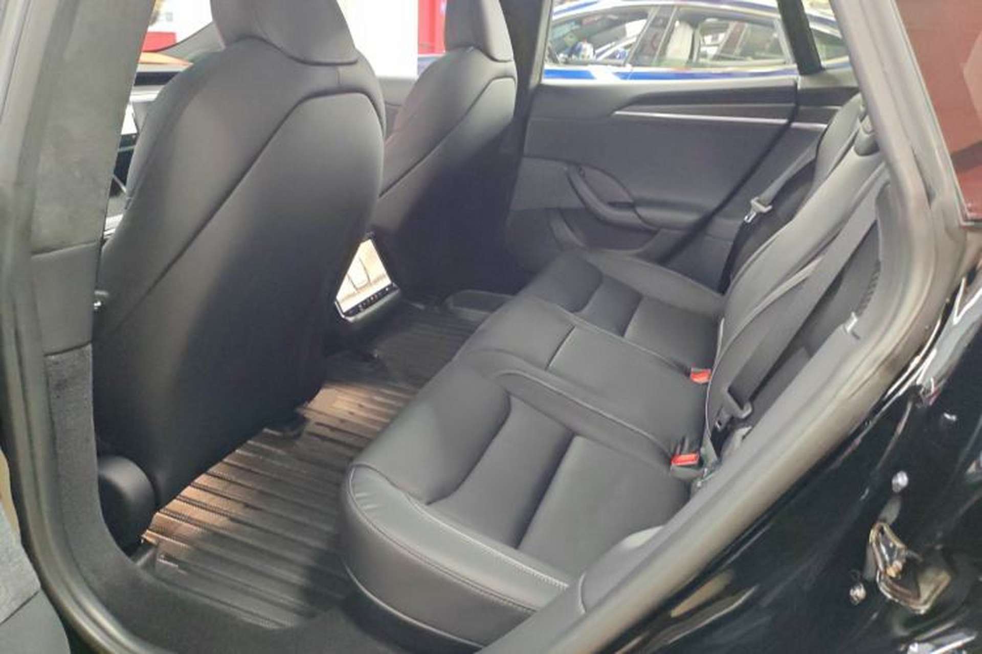 Used Tesla Model S 2023 Three-Motor All-Wheel-Drive Plaid Version Interior 4