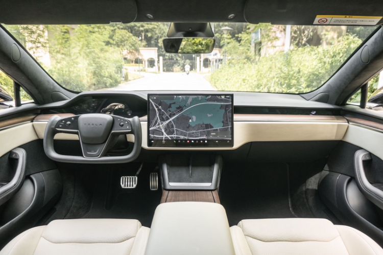 Used Tesla Model S 2023 Dual-Motor All-Wheel-Drive Version Interior 6