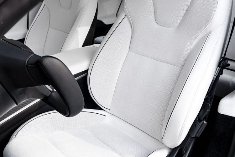 Used Tesla Model S 2023 Three-Motor All-Wheel-Drive Plaid Version Interior 7