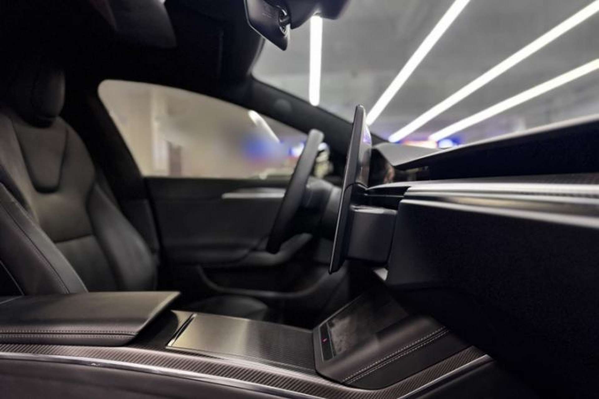 Used Tesla Model S 2023 Three-Motor All-Wheel-Drive Plaid Version Interior 7