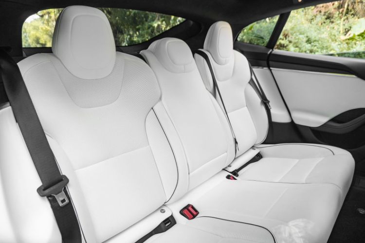 Used Tesla Model S 2023 Three-Motor All-Wheel-Drive Plaid Version Interior 8