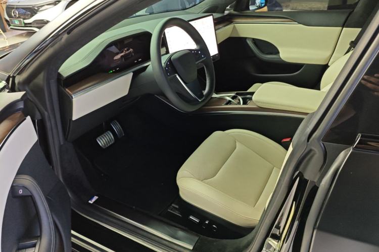 Used Tesla Model S 2023 Dual-Motor All-Wheel-Drive Version Left Front Seat