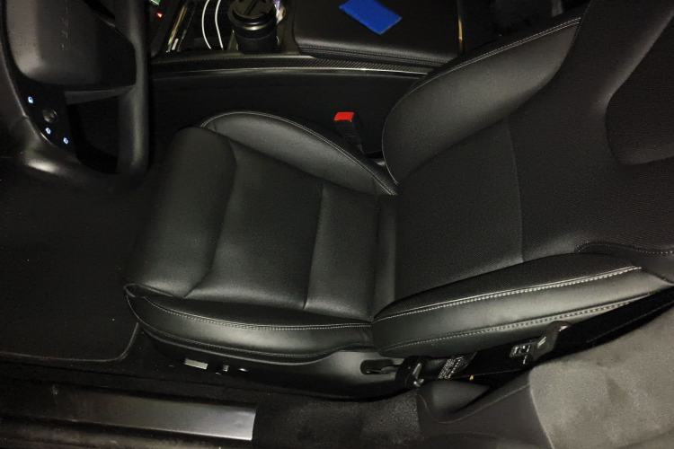 Used Tesla Model S 2023 Three-Motor All-Wheel-Drive Plaid Version Left Front Seat