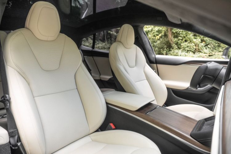 Used Tesla Model S 2023 Dual-Motor All-Wheel-Drive Version Right Front Seat