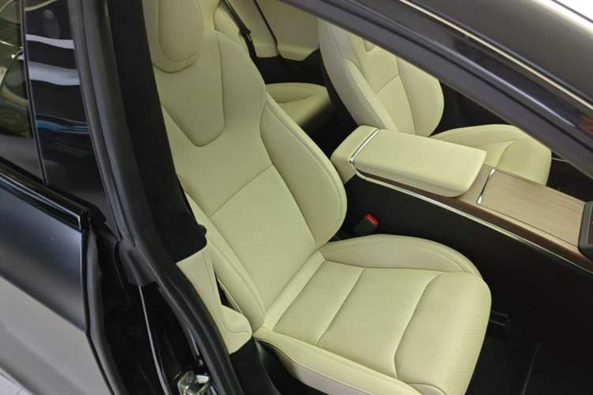 Used Tesla Model S 2023 Dual-Motor All-Wheel-Drive Version Right Front Seat