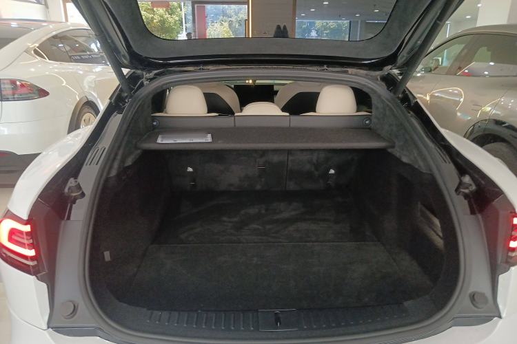 Used Tesla Model S 2023 Dual-Motor All-Wheel-Drive Version Trunk