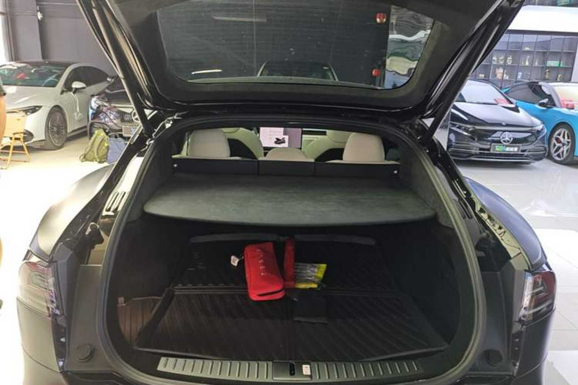 Used Tesla Model S 2023 Dual-Motor All-Wheel-Drive Version Trunk