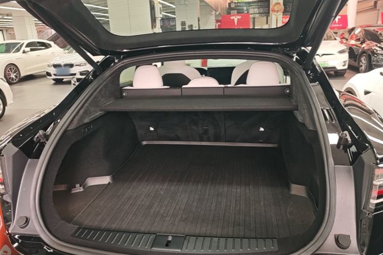 Used Tesla Model S 2023 Three-Motor All-Wheel-Drive Plaid Version Trunk