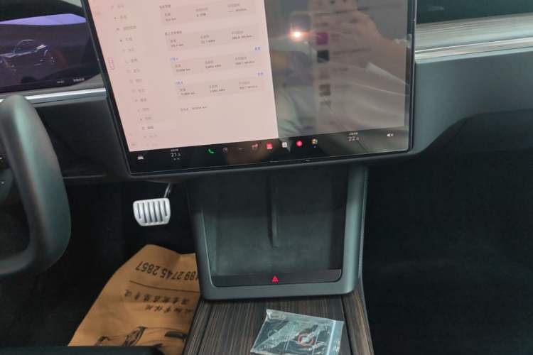 Used Tesla Model S 2023 Dual-Motor All-Wheel-Drive Version Audio And AC Panel