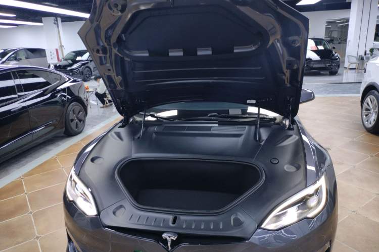 Used Tesla Model S 2023 Three-Motor All-Wheel-Drive Plaid Version Engine Bay