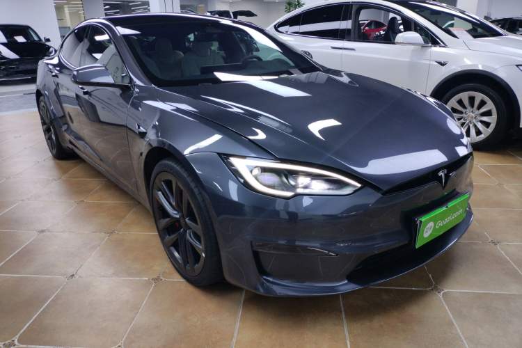 Used Tesla Model S 2023 Three-Motor All-Wheel-Drive Plaid Version Exterior 2