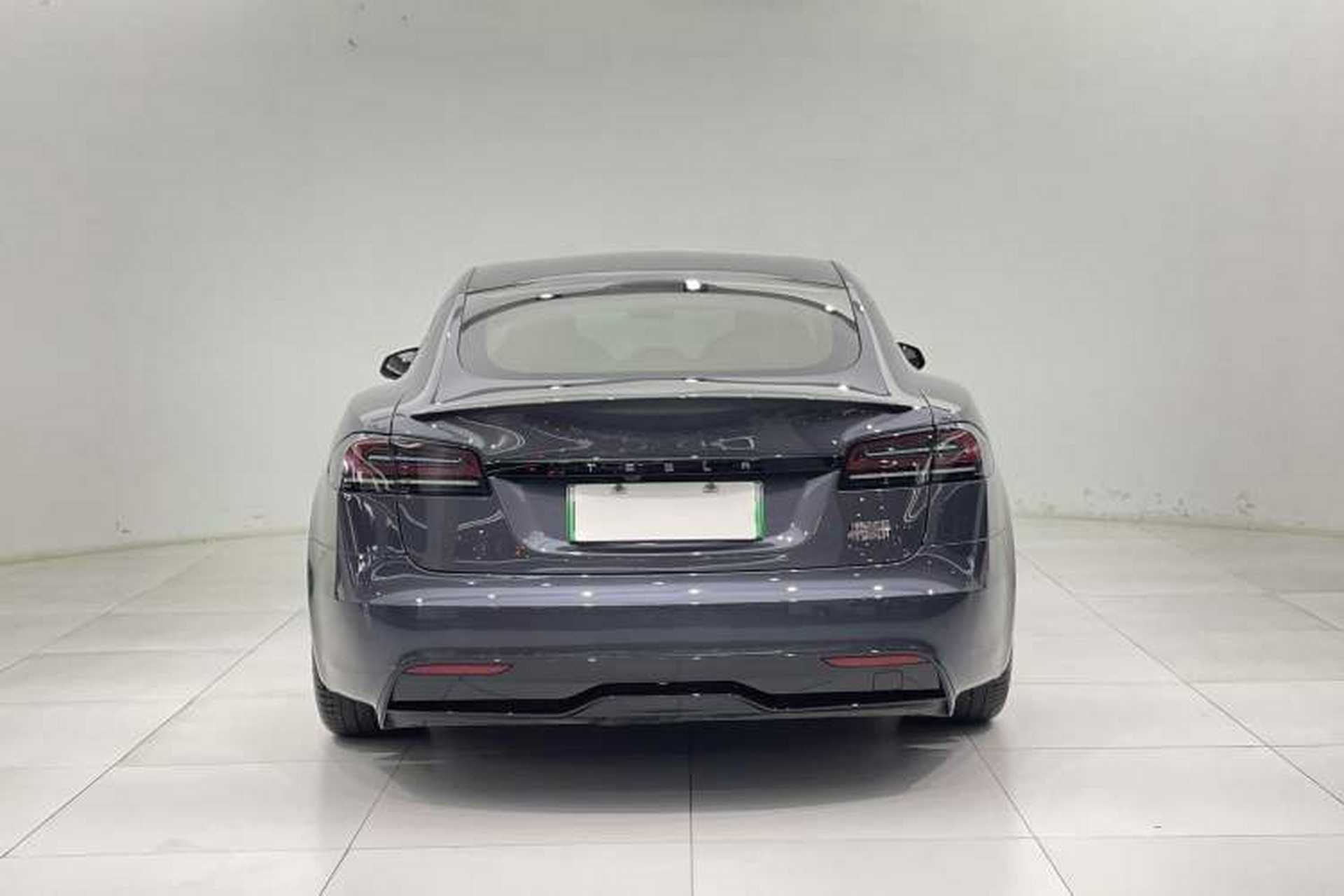 Used Tesla Model S 2023 Three-Motor All-Wheel-Drive Plaid Version Exterior 5