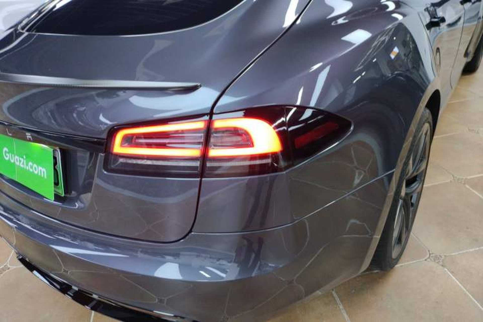 Used Tesla Model S 2023 Three-Motor All-Wheel-Drive Plaid Version Exterior 6