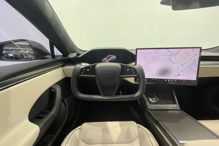 Used Tesla Model S 2023 Three-Motor All-Wheel-Drive Plaid Version Interior 2