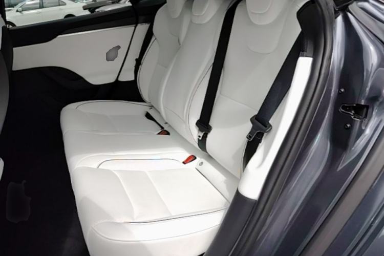 Used Tesla Model S 2023 Three-Motor All-Wheel-Drive Plaid Version Left Rear Seat