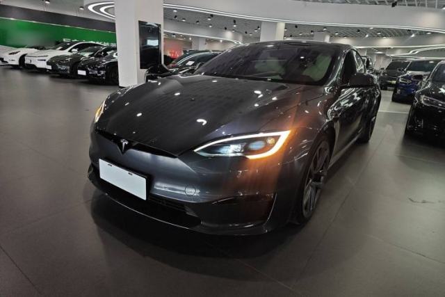 Used Tesla Model S 2023 Three-Motor All-Wheel-Drive Plaid Version