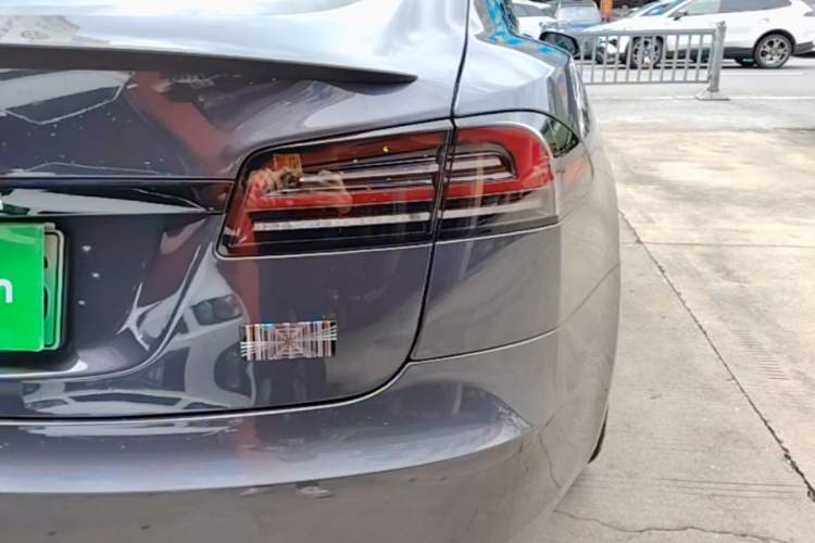 Used Tesla Model S 2023 Three-Motor All-Wheel-Drive Plaid Version Right Rear Taillight