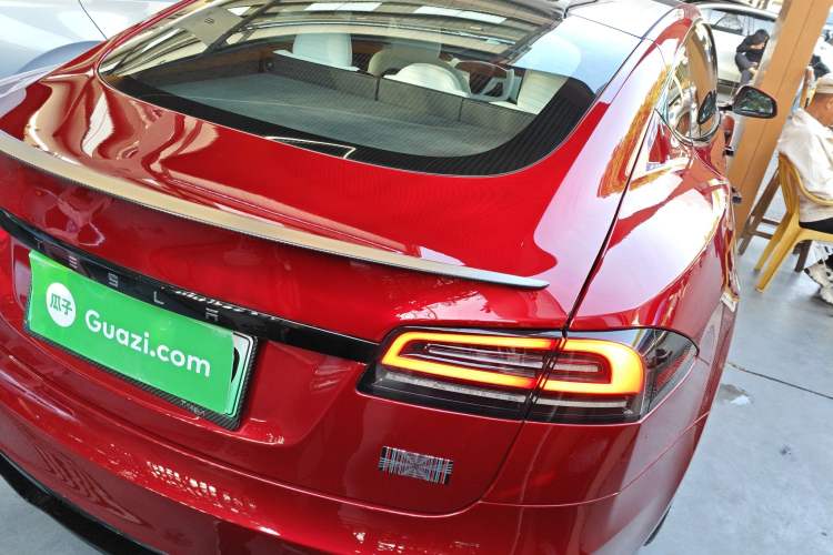 Used Tesla Model S 2023 Three-Motor All-Wheel-Drive Plaid Version Exterior 5