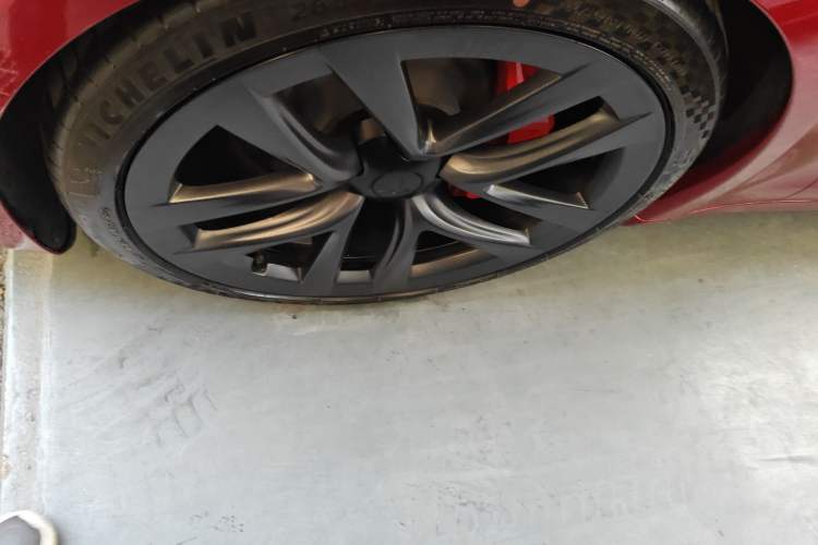 Used Tesla Model S 2023 Three-Motor All-Wheel-Drive Plaid Version Exterior 7