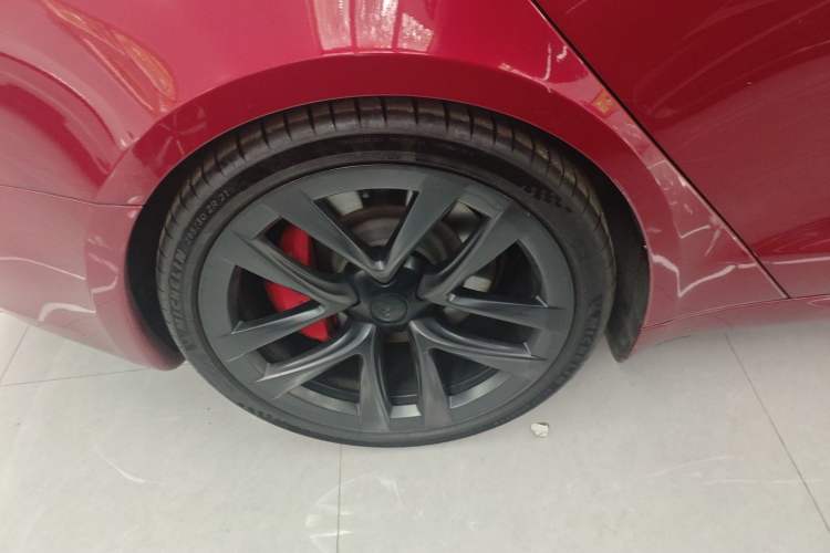 Used Tesla Model S 2023 Three-Motor All-Wheel-Drive Plaid Version Exterior 8
