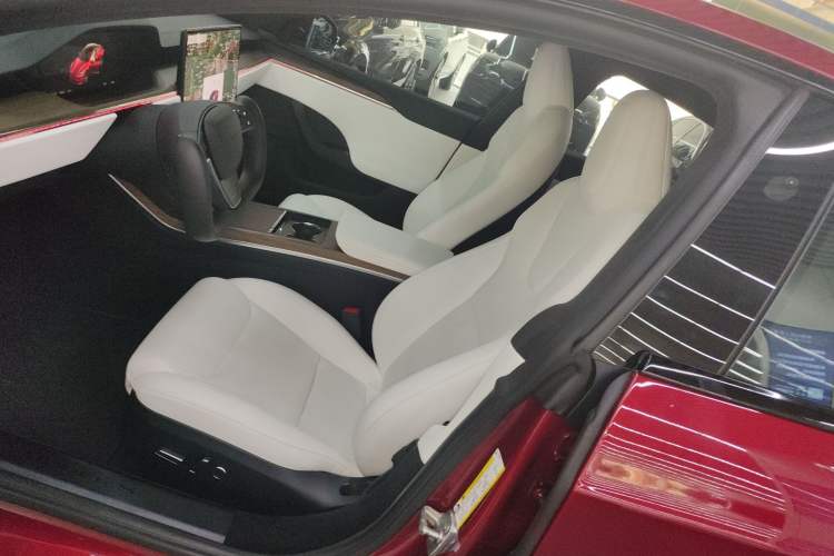 Used Tesla Model S 2023 Dual-Motor All-Wheel-Drive Version Left Front Seat