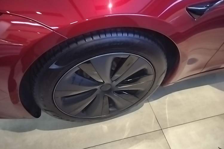 Used Tesla Model S 2023 Dual-Motor All-Wheel-Drive Version Left Front Wheel Hub