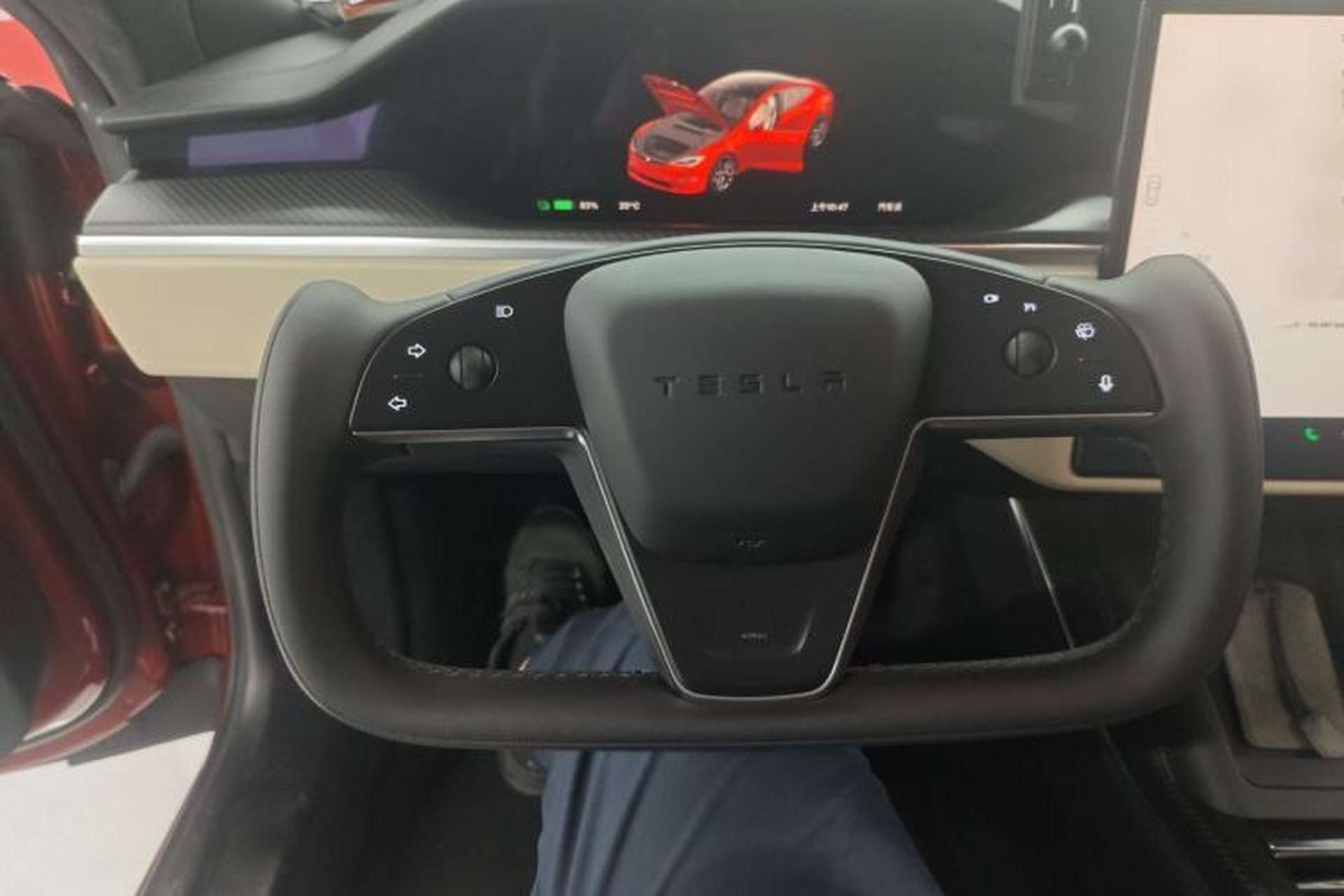 Used Tesla Model S 2023 Three-Motor All-Wheel-Drive Plaid Version Steering Wheel
