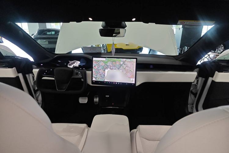 Used Tesla Model S 2023 Three-Motor All-Wheel-Drive Plaid Version Center Console