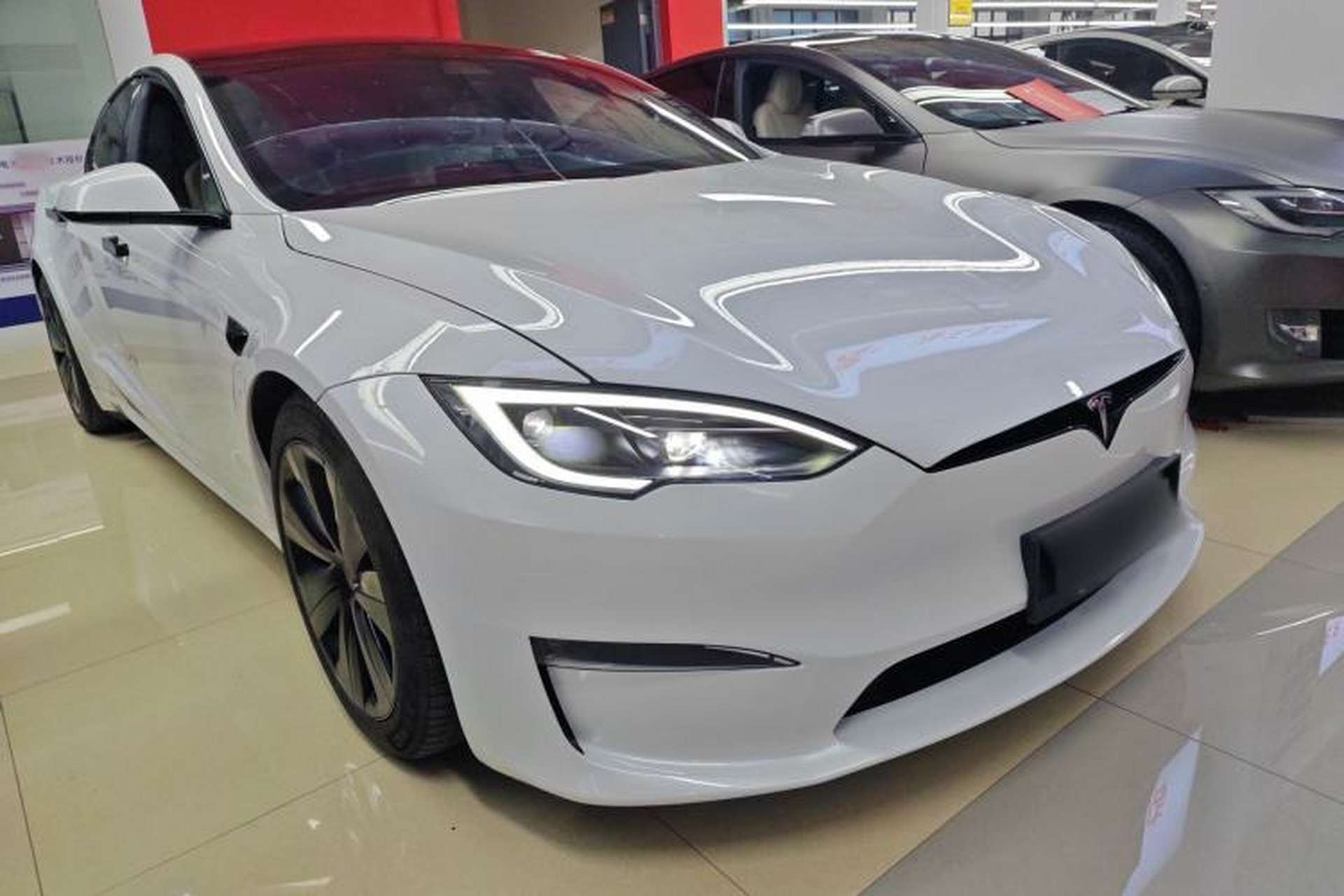 Used Tesla Model S 2023 Dual-Motor All-Wheel-Drive Version Exterior 1