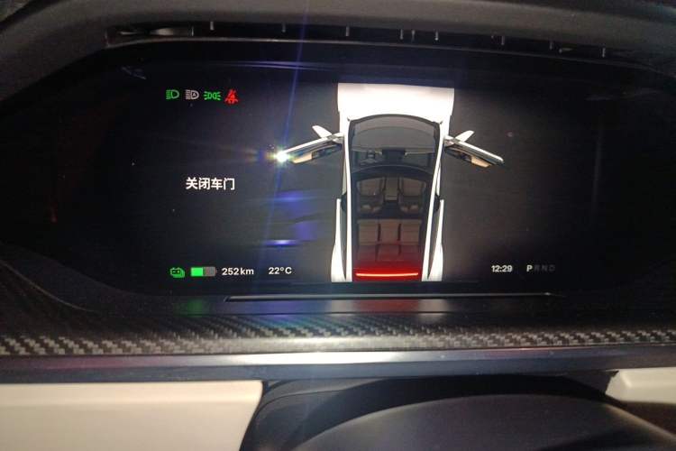 Used Tesla Model S 2023 Three-Motor All-Wheel-Drive Plaid Version Instrument Cluster