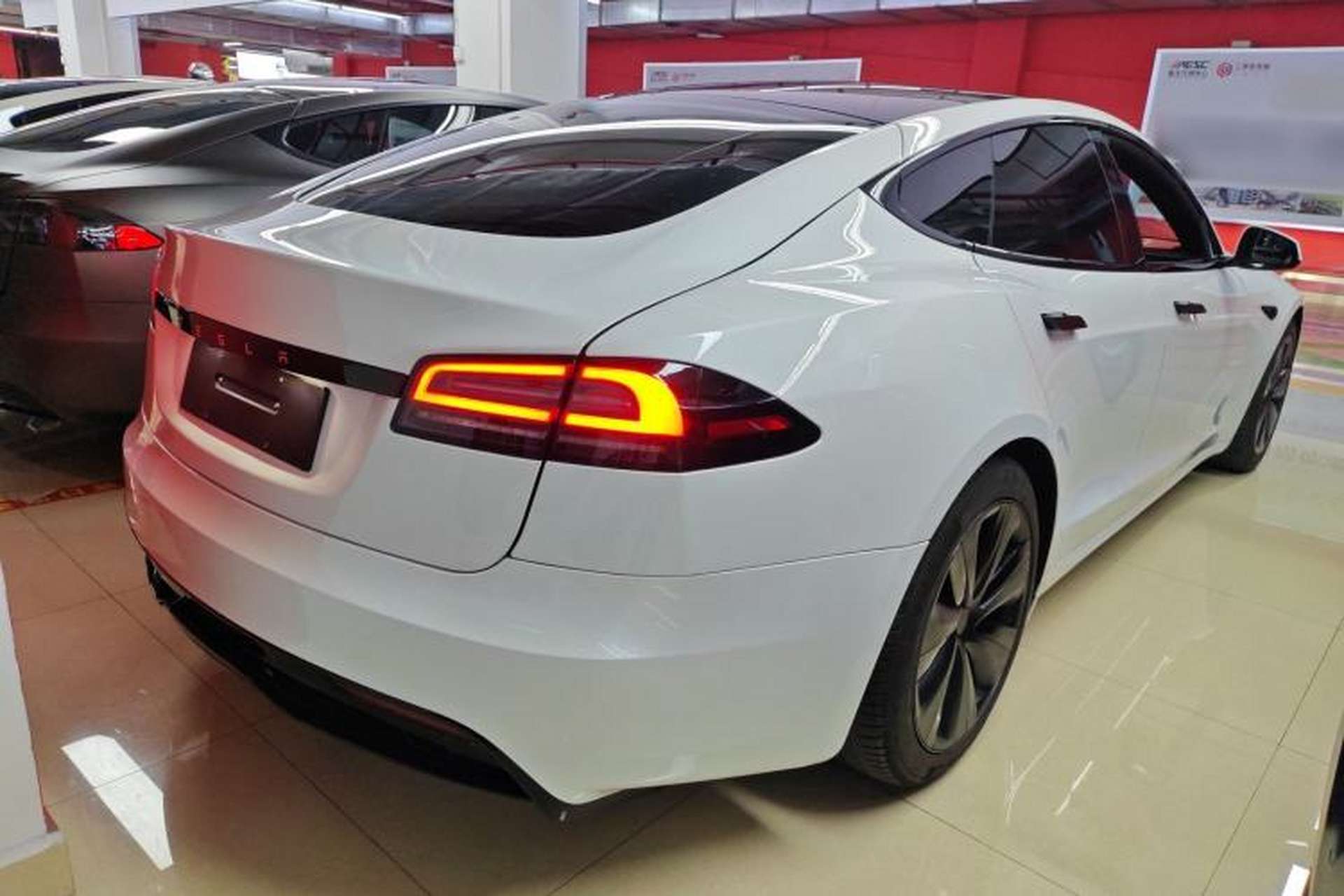 Used Tesla Model S 2023 Dual-Motor All-Wheel-Drive Version Rear Right 45 Deg