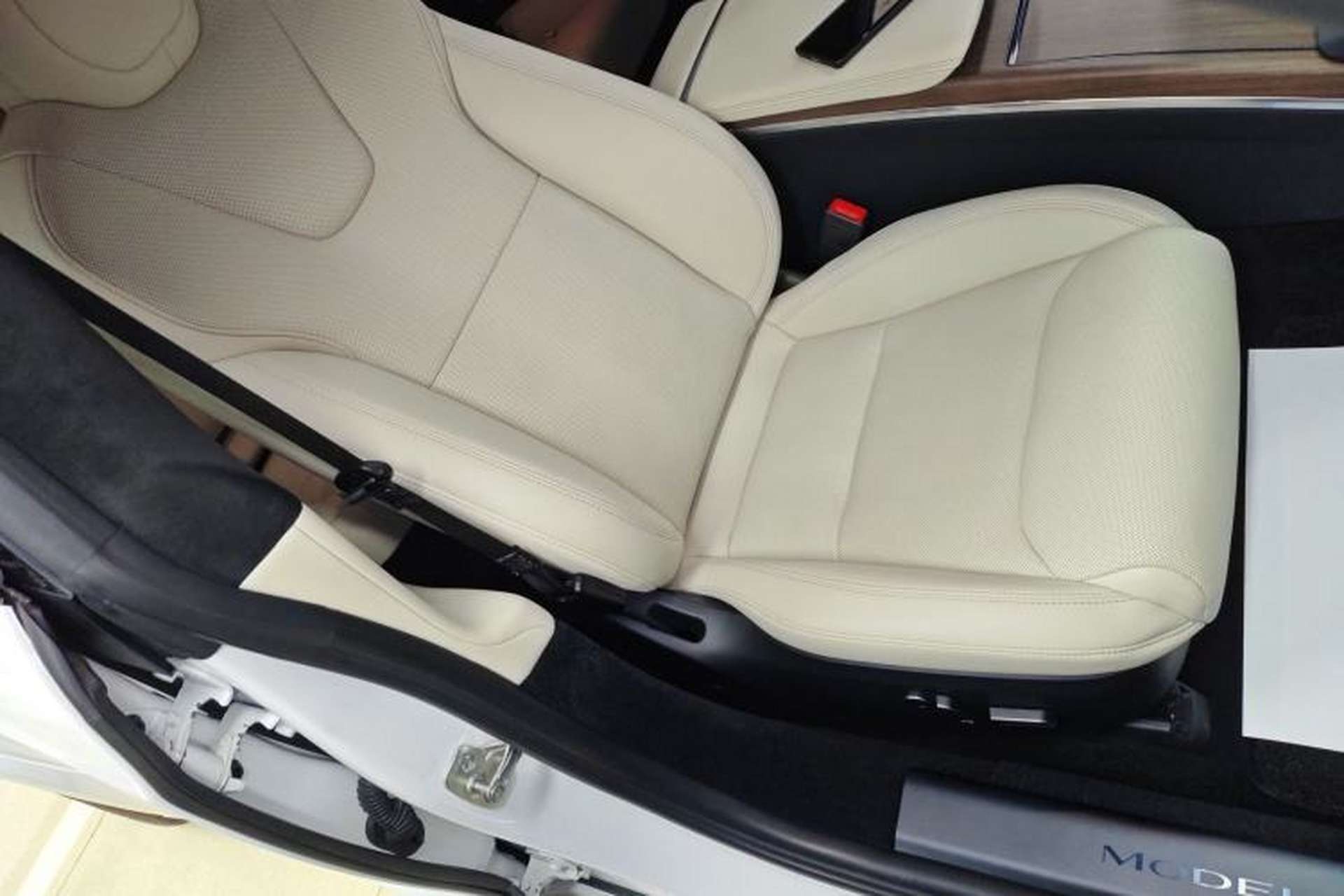 Used Tesla Model S 2023 Dual-Motor All-Wheel-Drive Version Right Front Seat