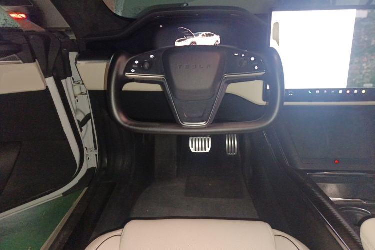 Used Tesla Model S 2023 Three-Motor All-Wheel-Drive Plaid Version Steering Wheel