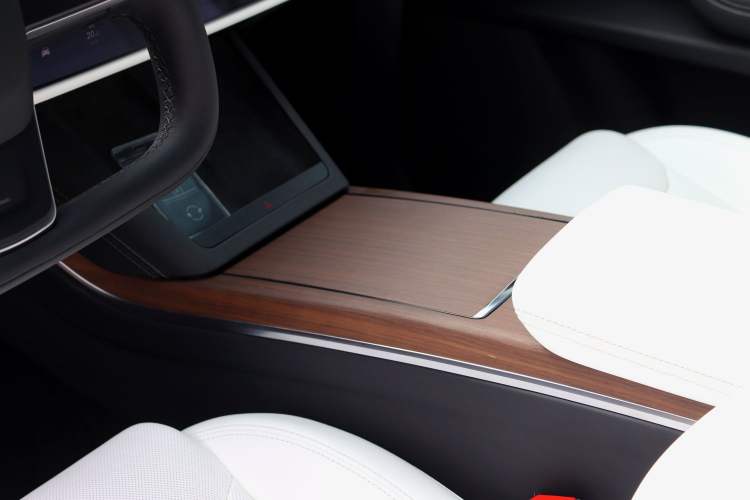 Used Tesla Model X 2023 Dual-Motor All-Wheel-Drive Version Interior 6