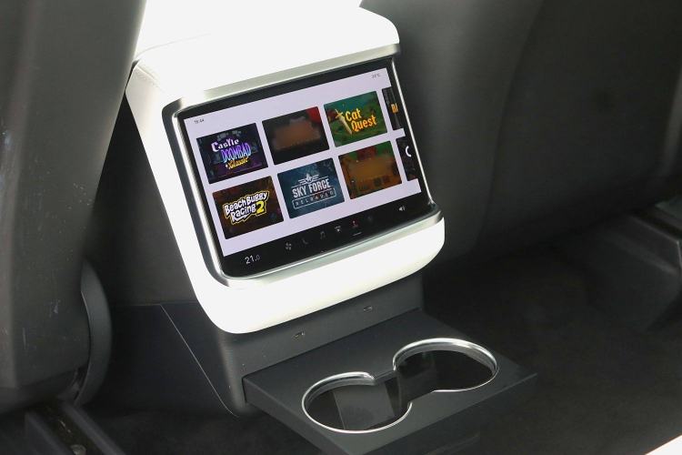 Used Tesla Model X 2023 Dual-Motor All-Wheel-Drive Version Interior 7
