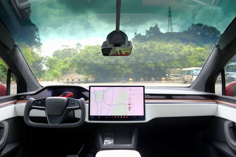 Used Tesla Model X 2023 Dual-Motor All-Wheel-Drive Version Interior 9