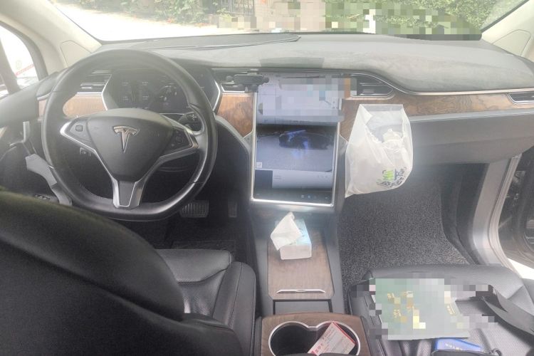 Used Tesla Model X 2016 X 90D Center Console