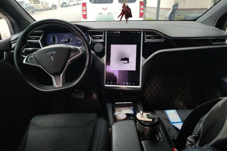 Used Tesla Model X 2016 X 75D Center Console