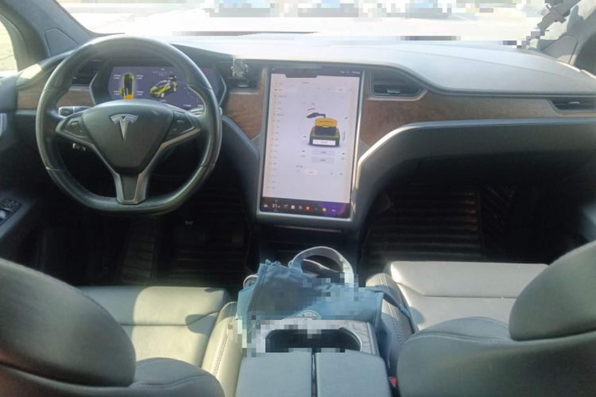 Used Tesla Model X 2016 X 75D Center Console