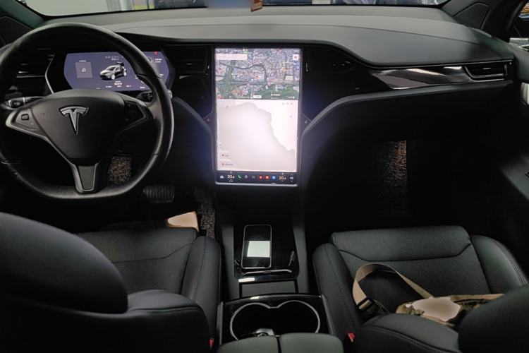 Used Tesla Model X 2016 X 75D Center Console