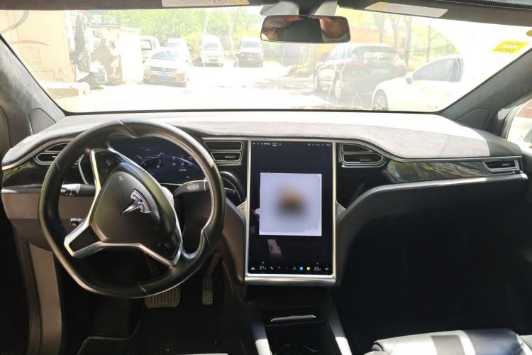 Used Tesla Model X 2016 X 75D Center Console