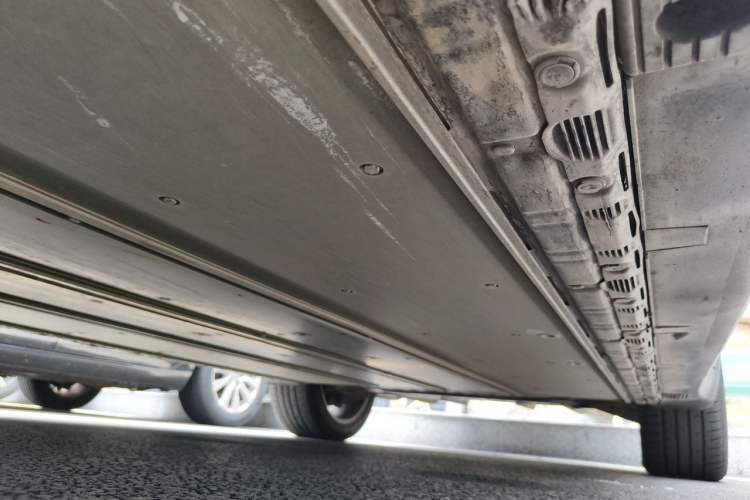 Used Tesla Model X 2016 X 75D Chassis Front Left