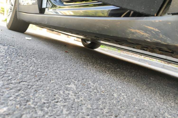 Used Tesla Model X 2016 X 75D Chassis Front Right