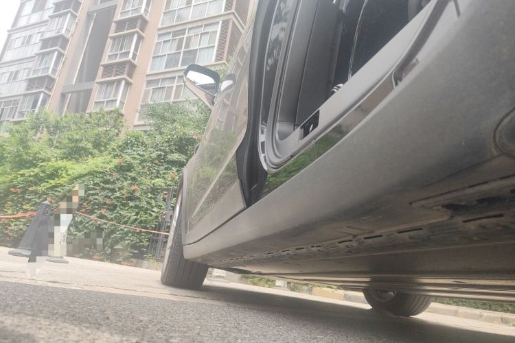 Used Tesla Model X 2016 X 90D Chassis Rear Left