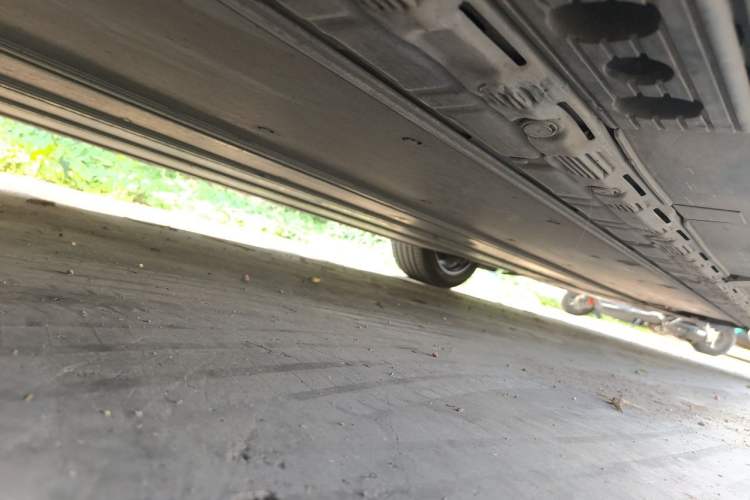 Used Tesla Model X 2016 X 75D Chassis Rear Right