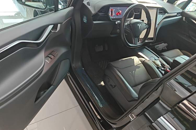 Used Tesla Model X 2016 X 75D Driver Seat