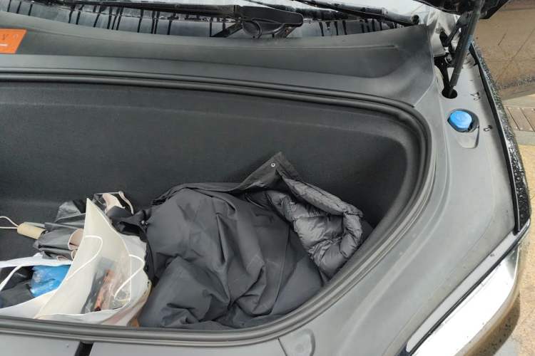 Used Tesla Model X 2016 X 90D Engine Bay Left